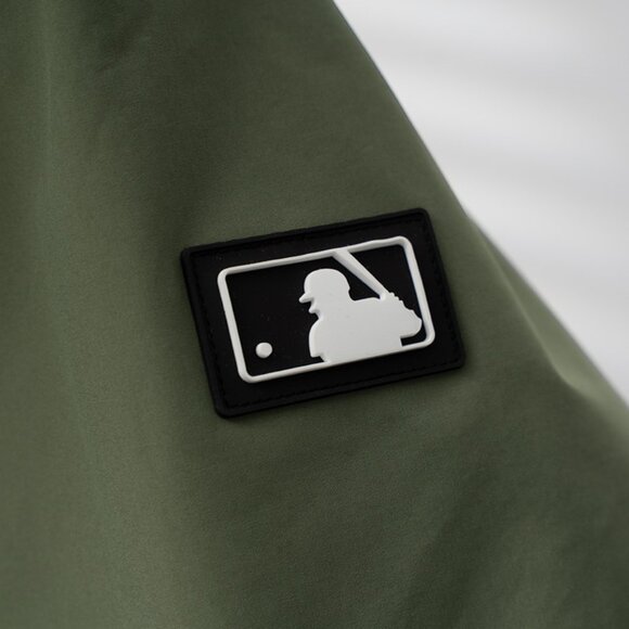 MLB Yankees Green Fur Collar Hooded Down Jacket - Picture 5 of 9